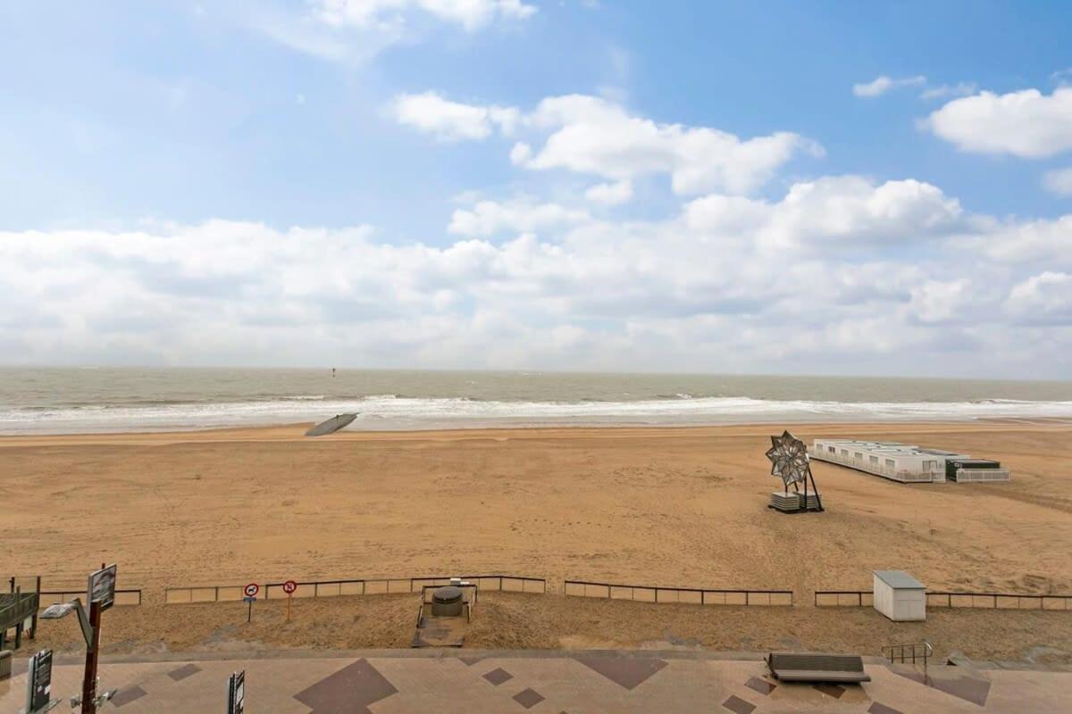 Stunning And Modern Apartment With Sunny Balcony Knokke-Heist Dış mekan fotoğraf